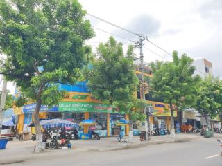 giai phap man hinh quang cao hien thi thong tin hang hoa  tai dien may xanh truong chinh